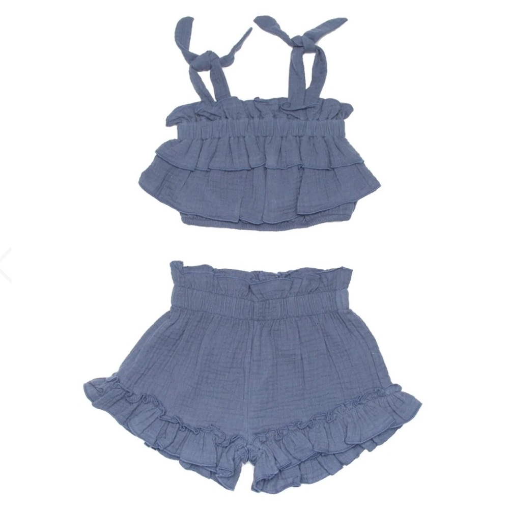 NWOT ANDORINE CRINKLED RUFFLE TANK TOP AND SHORTS SET
